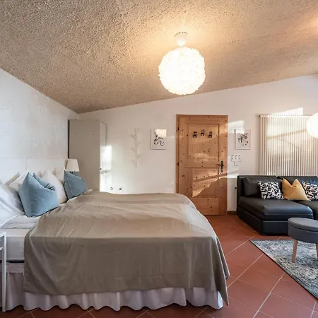 Guest house Schloss-castel Pienzenau - Guestrooms & - B&b-hotel & Restaurant