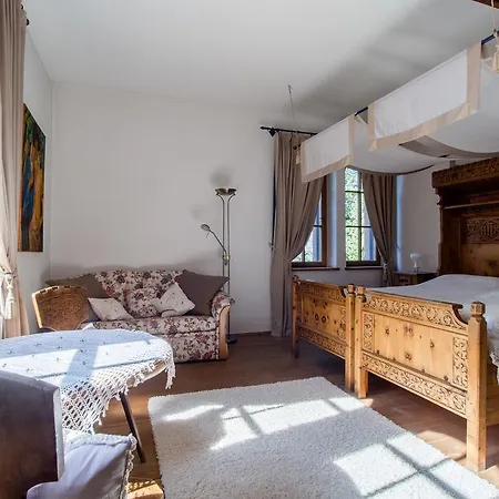 Schloss-castel Pienzenau - Guestrooms & - B&b-hotel & Restaurant Guest house Merano