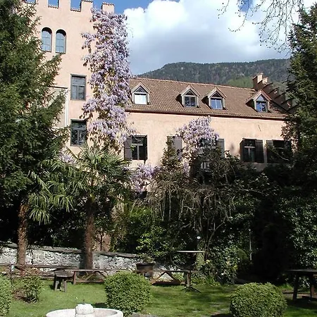 Schloss-castel Pienzenau - Guestrooms & - B&b-hotel & Restaurant Penzion 3*